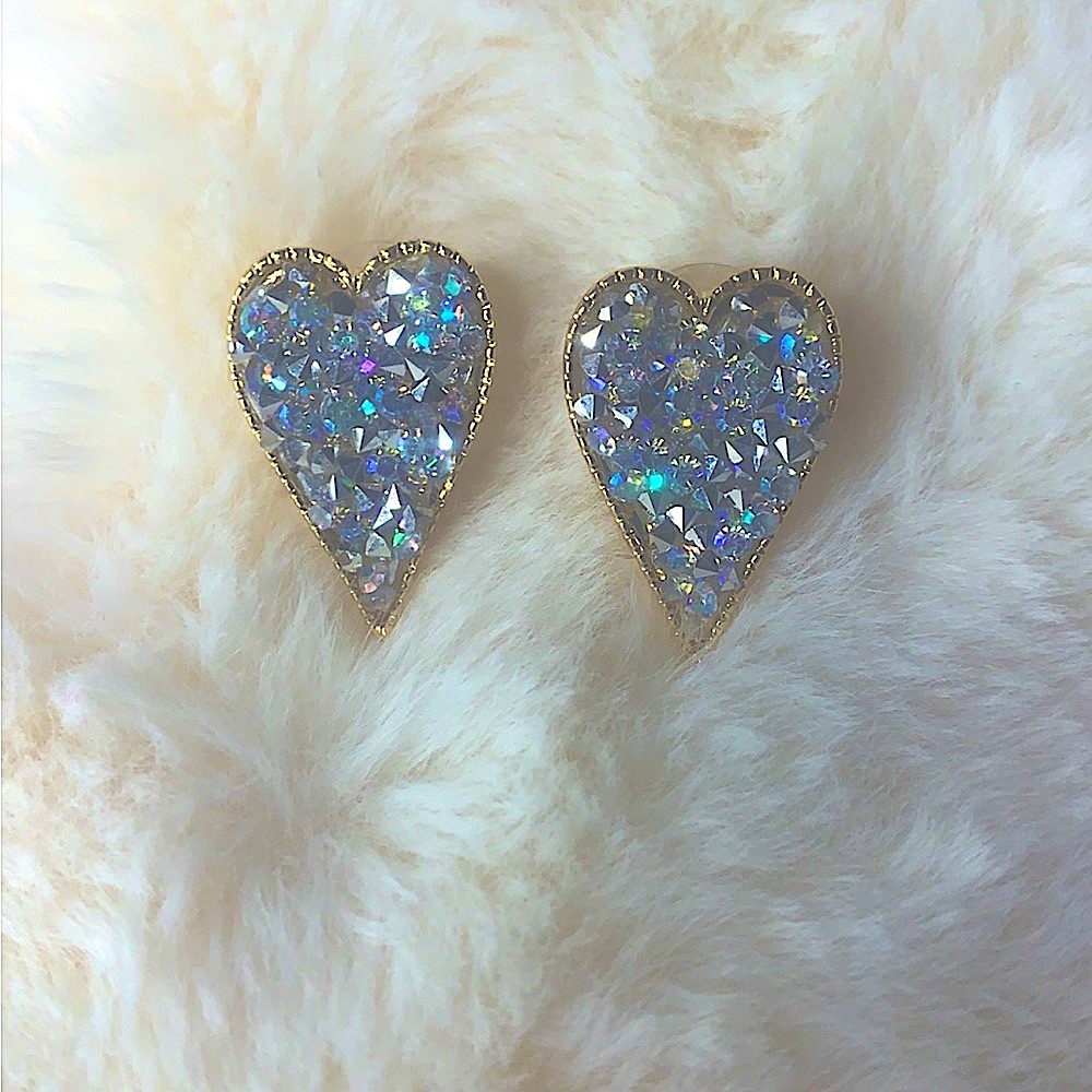NWT - designer inspired, heart earrings with sprinkles - KS vibes - Picture 4 of 4